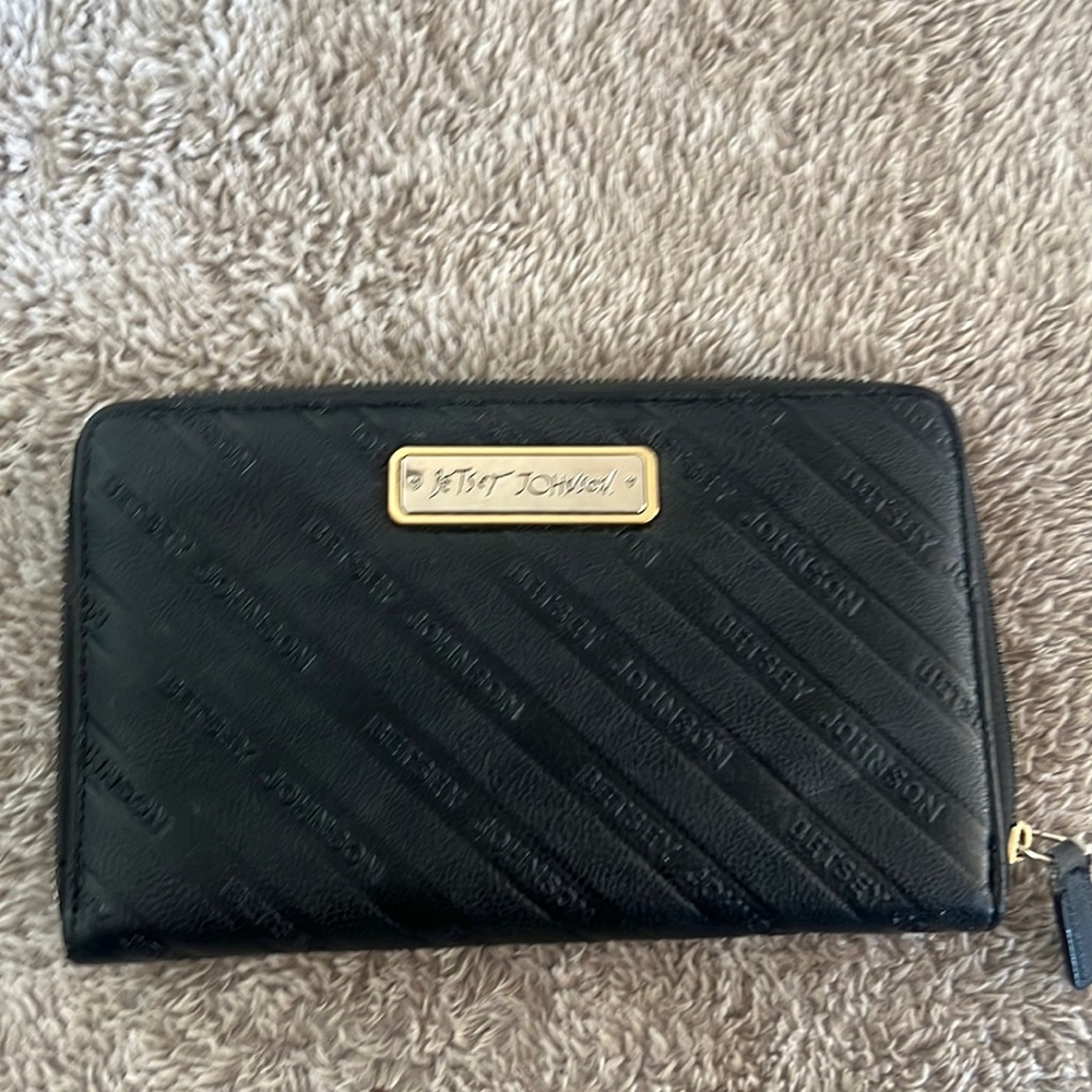 Betsy Johnson wallet